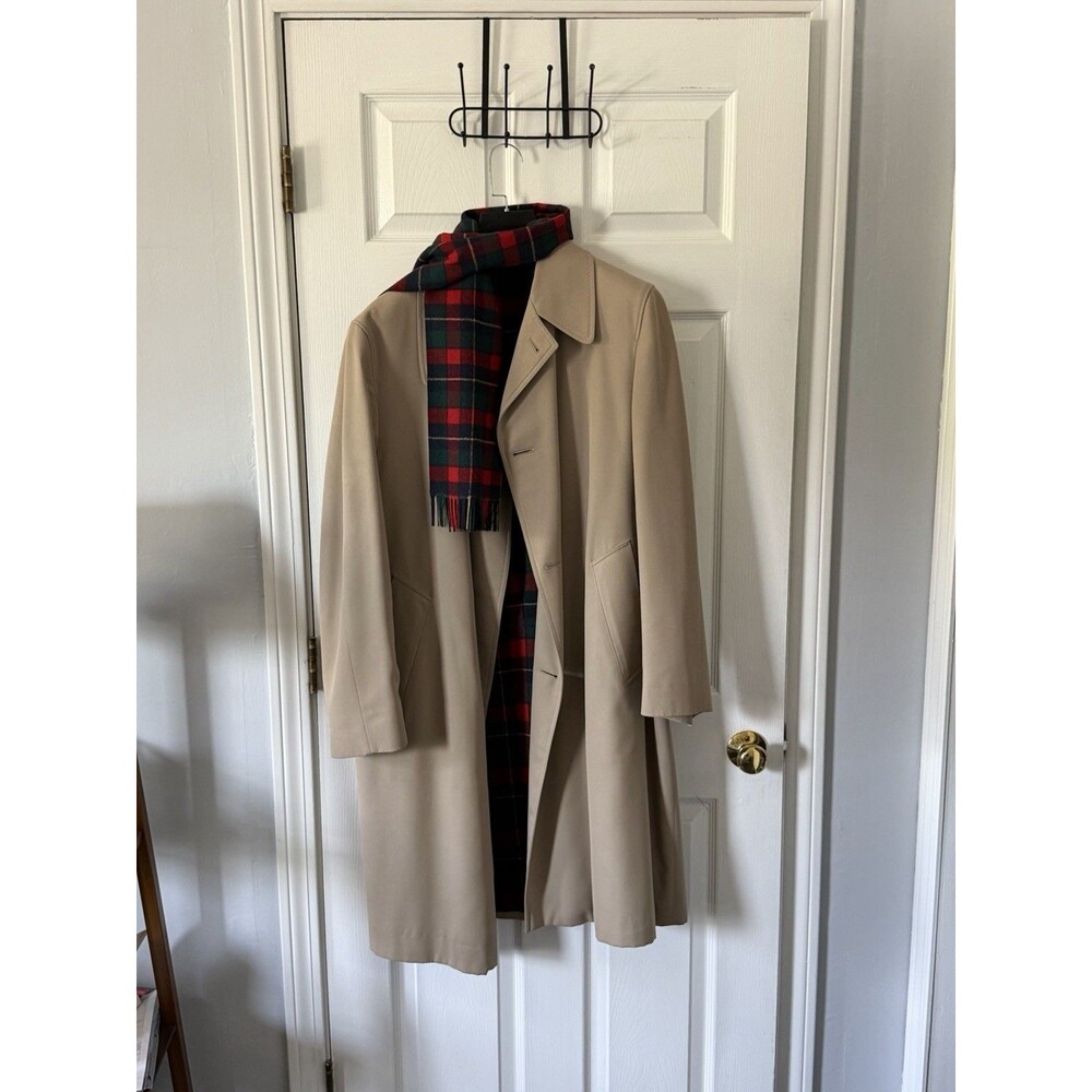 Pendleton Men’s Coat with Wool Tartan Plaid Lining and Scarf Size Large Vintage